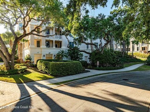 601 Swim Club, Indian River Shores, FL 32963