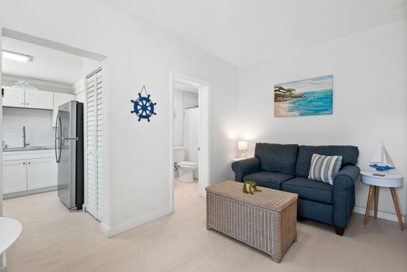 670 Hernando, Fort Pierce, FL 34949