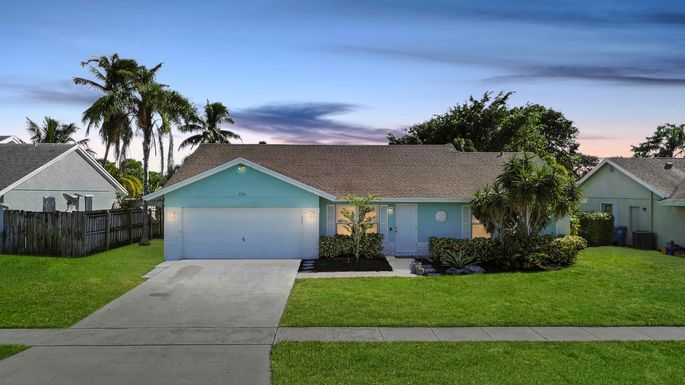 836 9th, Boynton Beach, FL 33426