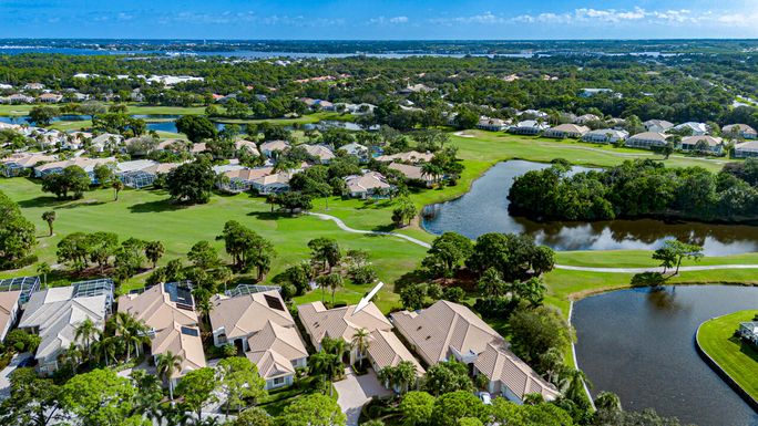 2488 Longwood, Palm City, FL 34990