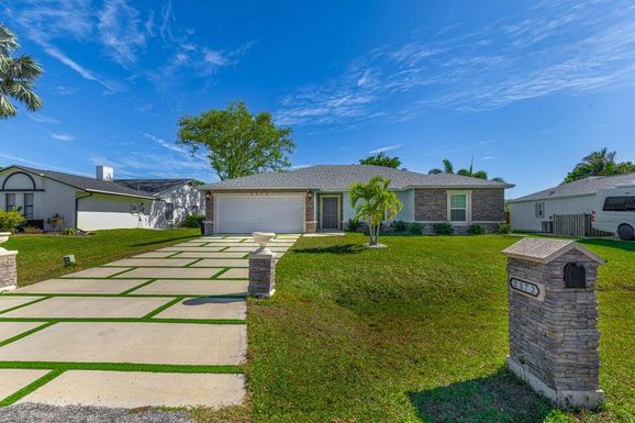 2372 Maslan, Port Saint Lucie, FL 34952