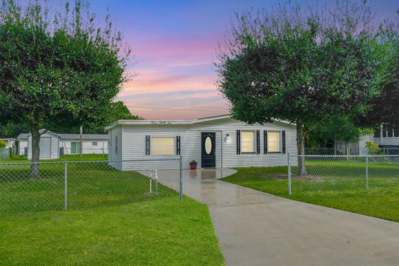 332 Ashley, Fort Pierce, FL 34982