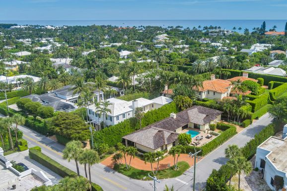 575 Lake, Palm Beach, FL 33480