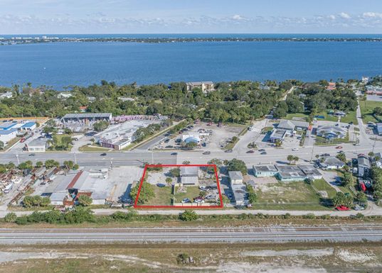 2814 Harbor City, Melbourne, FL 32901