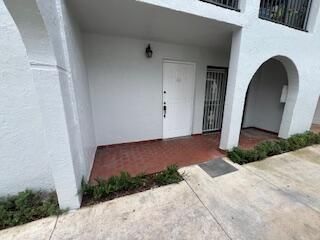 18206 Mediterranean, Hialeah, FL 33015