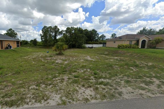 2509 23rd, Lehigh Acres, FL 33976