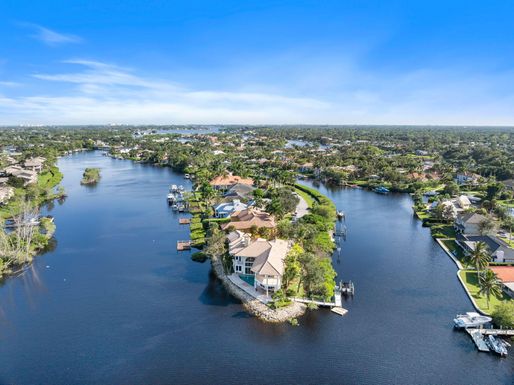 18499 Palm Island, Jupiter, FL 33458