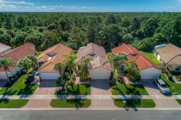 319 Treeline, Port Saint Lucie, FL 34986