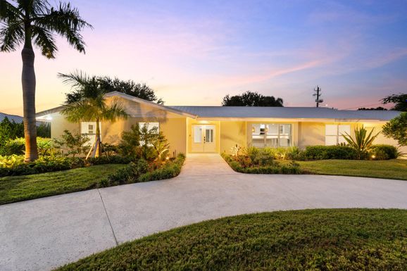 1609 River, Stuart, FL 34994