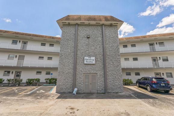 5102 36th, Lauderdale Lakes, FL 33319