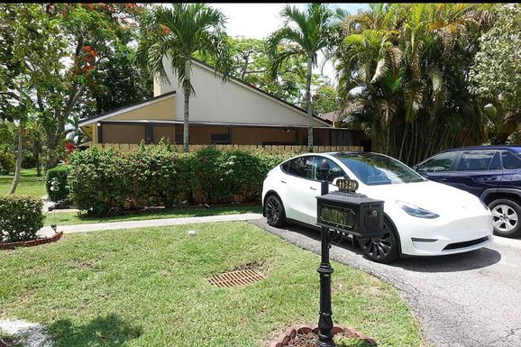 11720 Timbers, Boca Raton, FL 33428