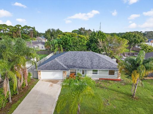 117 High, Sebastian, FL 32958