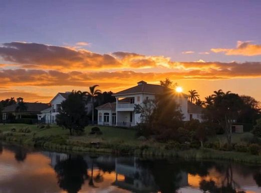 118 Rio Casarano, Port Saint Lucie, FL 34984