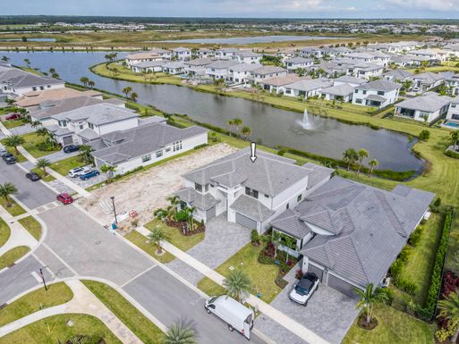 10014 Skyloft, Palm Beach Gardens, FL 33412