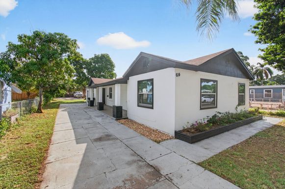 614 E, Lake Worth Beach, FL 33460