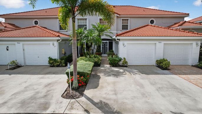 7660 Springwater, Boynton Beach, FL 33437
