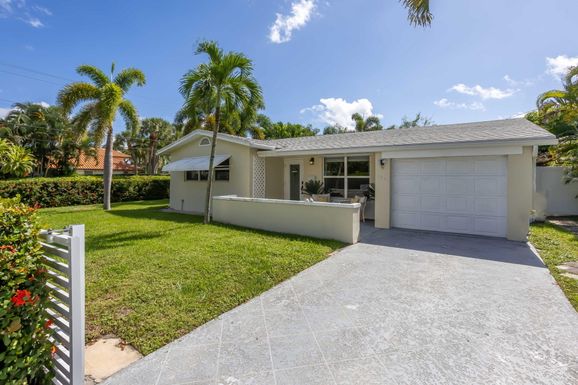 103 16th Avenue South, Lake Worth Beach, FL 33460