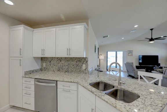 2 Tosca, Fort Pierce, FL 34951