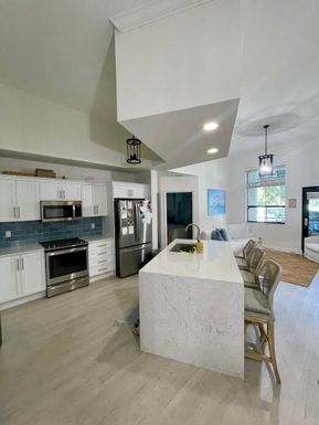 600 Dixie, West Palm Beach, FL 33401