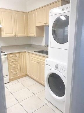 2050 Oleander, Fort Pierce, FL 34950