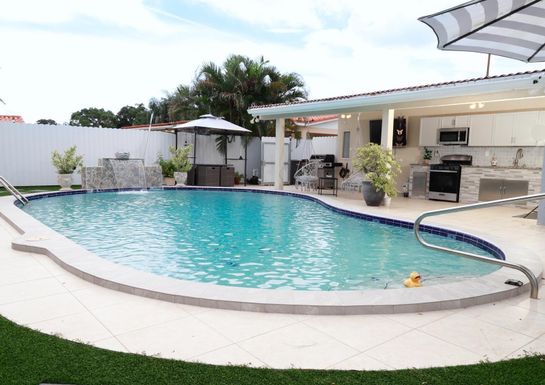 352 Greenbrier, Lake Worth Beach, FL 33461