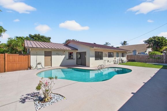 714 Heron, Delray Beach, FL 33444