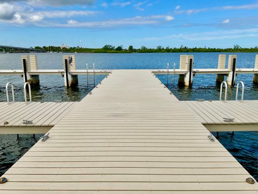 2840 S Ocean, Palm Beach, FL 33480