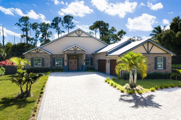 8350 Whispering Oak, West Palm Beach, FL 33411