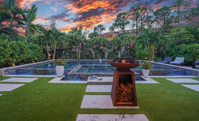 4218 Mendel, Palm Beach Gardens, FL 33418