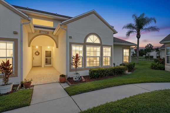 1827 Aynsley, Vero Beach, FL 32966