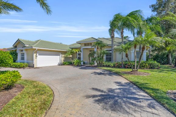 11461 Plandome, Hobe Sound, FL 33455