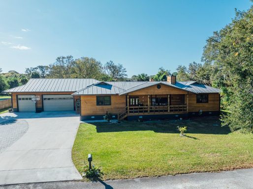 605 French Creek, Fort Pierce, FL 34982