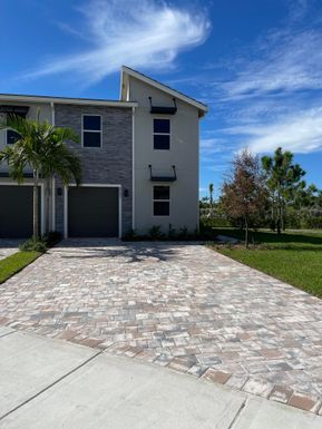 8542 Via Mar Rosso, Lake Worth, FL 33467