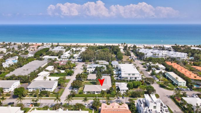 1004 Langer, Delray Beach, FL 33483
