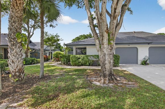5082 Pine, Boynton Beach, FL 33437