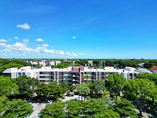 955 Egret, Delray Beach, FL 33444