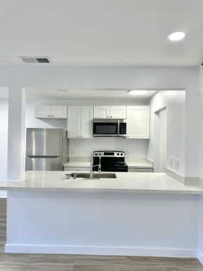 906 Tiffany, West Palm Beach, FL 33407