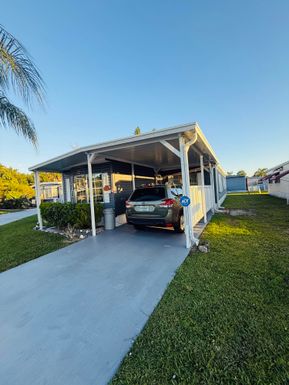 22 Cozumel, Port Saint Lucie, FL 34952