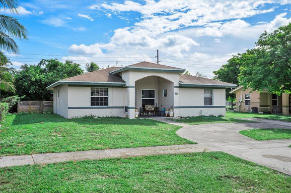 1460 3rd, Pompano Beach, FL 33060