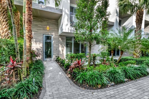 4010 18th, Boca Raton, FL 33431