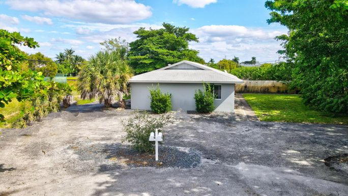 2227 3rd, Delray Beach, FL 33444