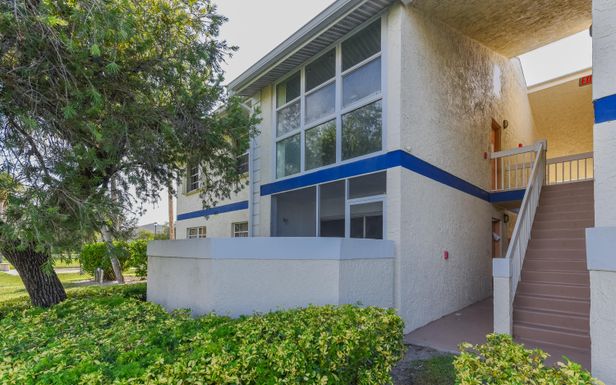 1531 Royal Green, Port Saint Lucie, FL 34952