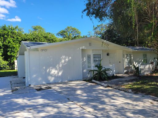 4416 Areca Palm, Fort Pierce, FL 34982