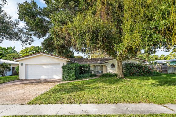 669 3rd, Boca Raton, FL 33486