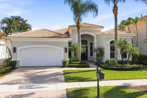 328 Vizcaya, Palm Beach Gardens, FL 33418