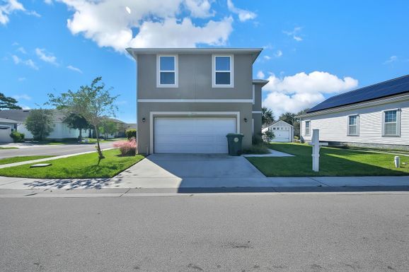 3351 Liberty Square, Fort Pierce, FL 34982