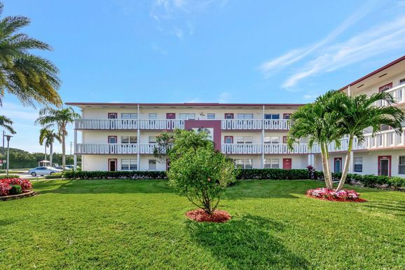 536 Fanshaw M, Boca Raton, FL 33434