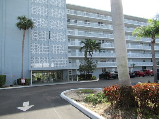 5500 2nd, Boca Raton, FL 33487