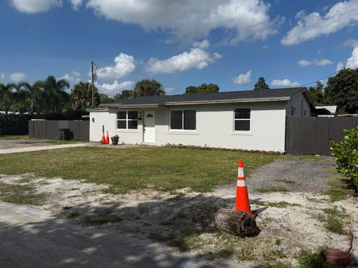 4375 Brentwood, West Palm Beach, FL 33406