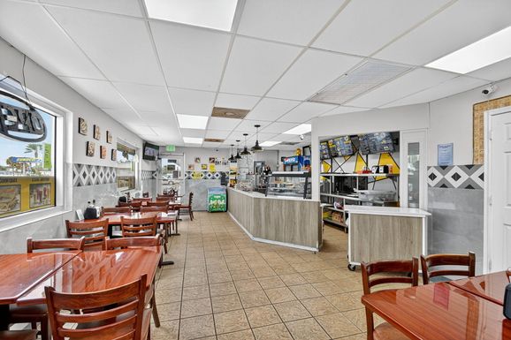 1541 Blue Heron, Riviera Beach, FL 33404